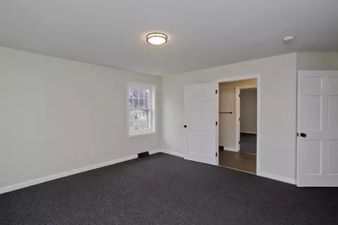 Bedroom - 2089 Oak St, Palmer, MA 01080 photo 8 of 9