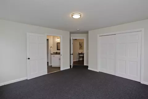 Bedroom - 2089 Oak St, Palmer, MA 01080 photo 5 of 9