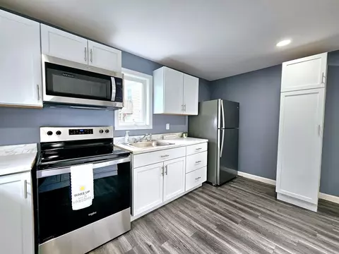 Kitchen - 9 Wellington St, Webster, MA 01570 photo 5 of 7