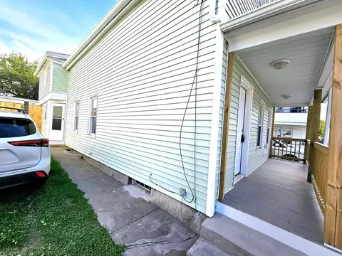 Exterior - 9 Wellington St, Webster, MA 01570 photo 2 of 6
