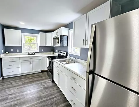 Kitchen - 9 Wellington St, Webster, MA 01570 photo 6 of 7