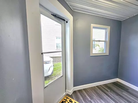Entry Way - 9 Wellington St, Webster, MA 01570 photo 1 of 4