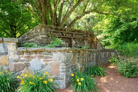 26 South Vw #26, Southwick, MA 01077