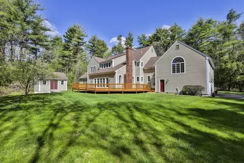 5 Stanton Cir, Boxford, MA 01921