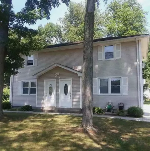 83-85 Kanawha Ave, Agawam, MA 01001