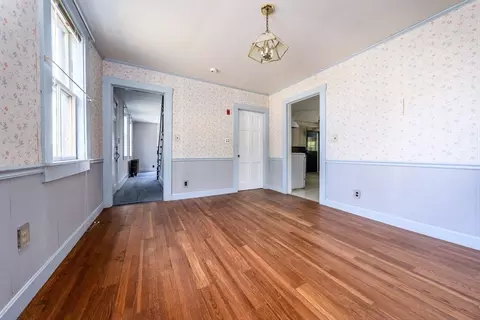 65 Gibbs Ave, Wareham, MA 02571 photo 2