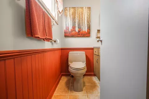 Bath - 99 Swindells St, Fall River, MA 02723 photo 2 of 3