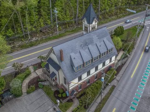 1 Central St # B, Acton, MA 01720
