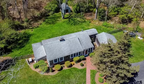 303 Maple St, Barnstable, MA 02668 photo 2