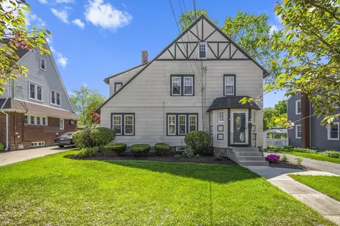 77 Reed St, Agawam, MA 01001
