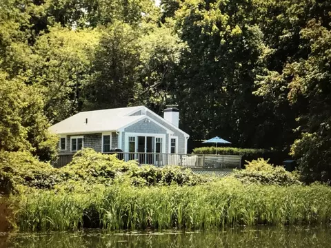 2604 Main St, Barnstable, MA 02668 photo 2