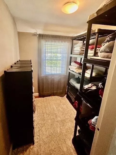 110 Abbott St, Springfield, MA 01118 photo 18