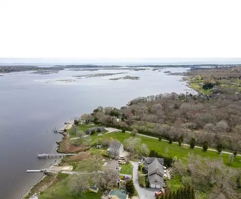 1636 Drift #R, Westport, MA 02790