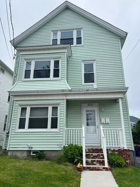 105 Andrews St, Fall River, MA 02724