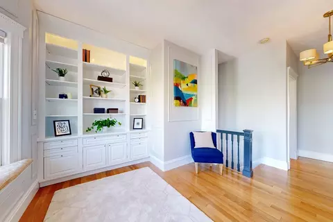 Entry Way - 89 Pearson Ave #2, Somerville, MA 02144 photo 2 of 3