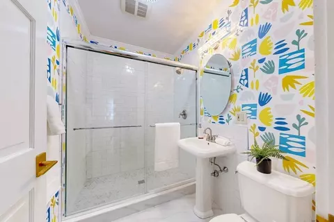 Bath - 89 Pearson Ave #2, Somerville, MA 02144 photo 3 of 3