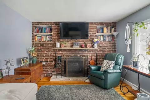 Living - 394 Central St, Saugus, MA 01906 photo 1 of 2