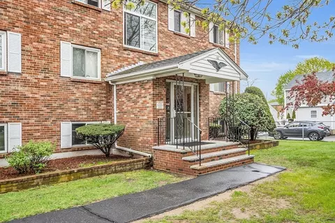 52 Purchase St #A3, Danvers, MA 01923 photo 2