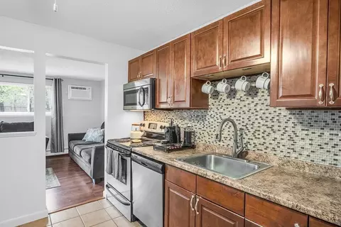 52 Purchase St #A3, Danvers, MA 01923 photo 7