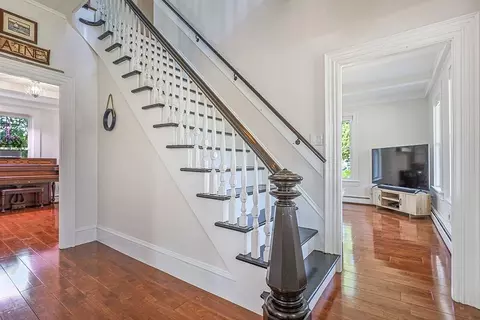 Entry Way - 28 Maple St, Mendon, MA 01756 photo 1 of 3
