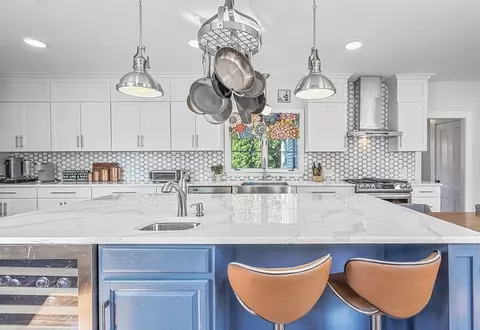 Kitchen - 28 Maple St, Mendon, MA 01756 photo 2 of 6
