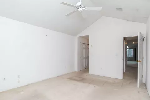Bedroom - 700 Shore Dr #914, Fall River, MA 02721 photo 1 of 5