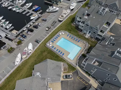 Exterior - 700 Shore Dr #914, Fall River, MA 02721 photo 6 of 6