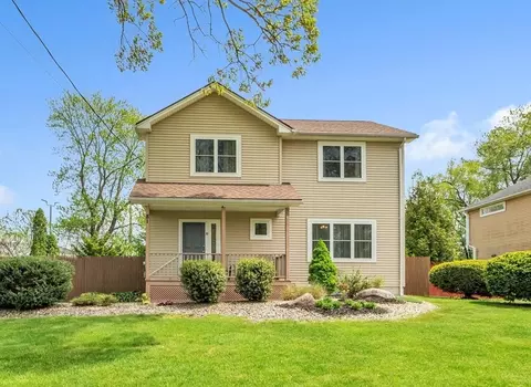 81 Jacob St, Chicopee, MA 01020