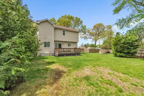81 Jacob St, Chicopee, MA 01020 photo 39