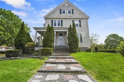 1111 Langley St, Fall River, MA 02720