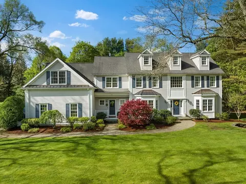 91 Claypit Hill Rd, Wayland, MA 01778