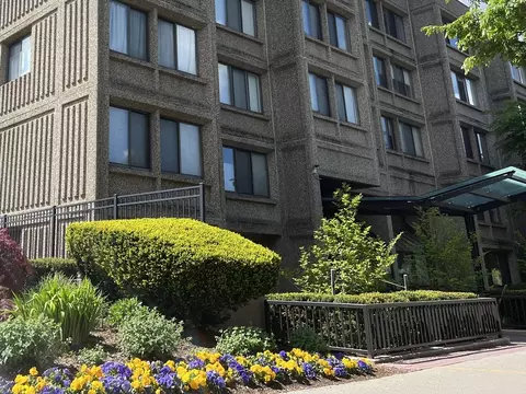 1731 Beacon St #217, Brookline, MA 02445