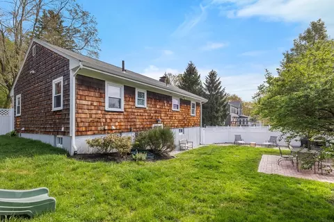 21 Linscott Rd, Hingham, MA 02043 photo 11