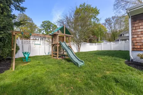 21 Linscott Rd, Hingham, MA 02043 photo 10