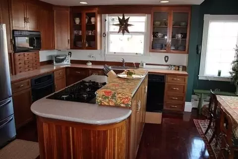 30 Waldron St, Marblehead, MA 01945 photo 35