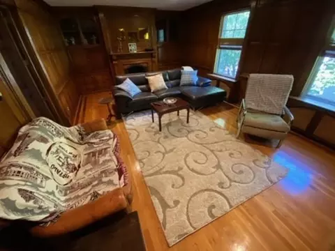 30 Waldron St, Marblehead, MA 01945 photo 2