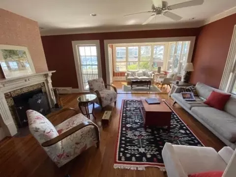 30 Waldron St, Marblehead, MA 01945 photo 9