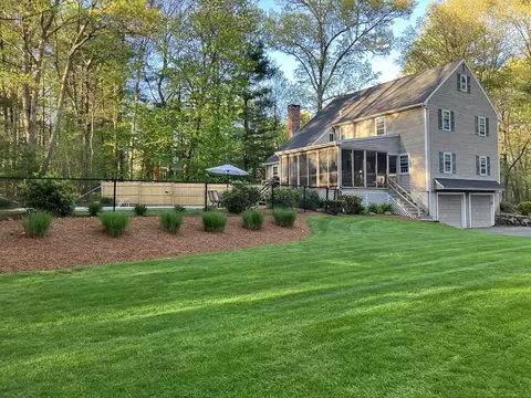 Exterior - 55 Carl Rd, Walpole, MA 02081 photo 3 of 6