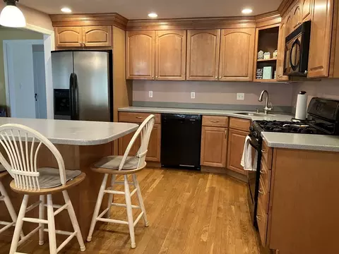 Kitchen - 55 Carl Rd, Walpole, MA 02081 photo 2 of 3
