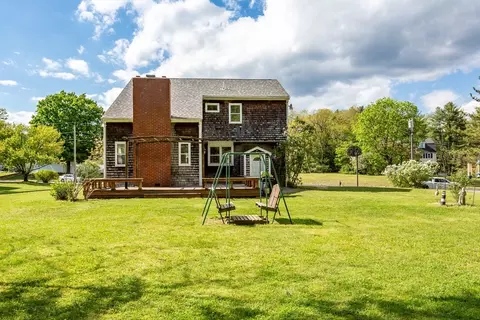 Exterior - 25 Quequechan Cir, Raynham, MA 02767 photo 5 of 6
