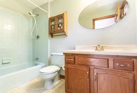 Bath - 25 Quequechan Cir, Raynham, MA 02767 photo 1 of 2