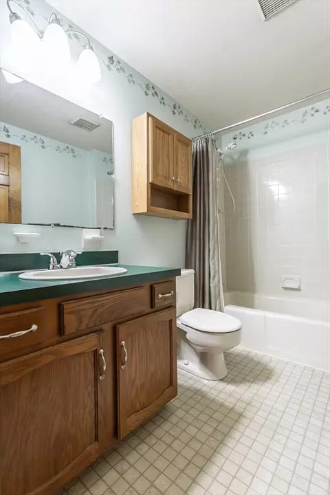 Bath - 25 Quequechan Cir, Raynham, MA 02767 photo 2 of 2