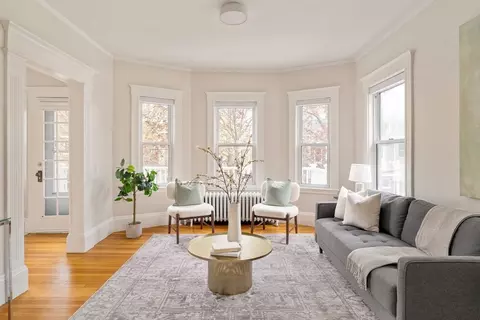 6 Oakland Ave #2, Somerville, MA 02145