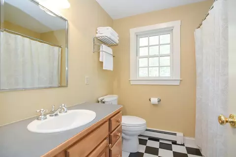 Bath - 158 South St, Upton, MA 01568 photo 4 of 5