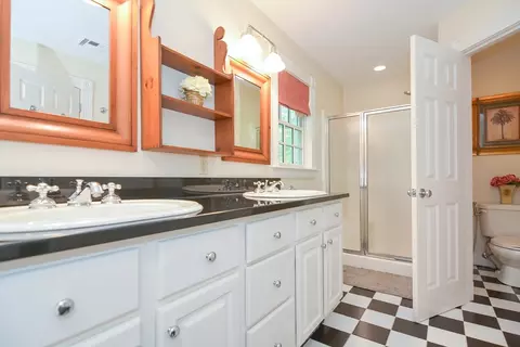 Bath - 158 South St, Upton, MA 01568 photo 3 of 5