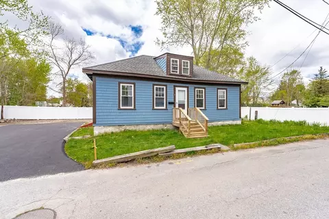 3 Alegi Ave, Taunton, MA 02780