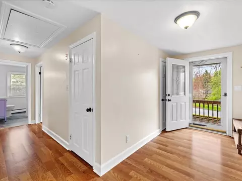 5 Rustic Dr, Worcester, MA 01609 photo 5