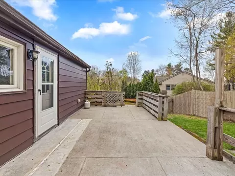 5 Rustic Dr, Worcester, MA 01609 photo 34