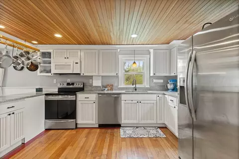 13 Saville Rd, Gloucester, MA 01930 photo 6