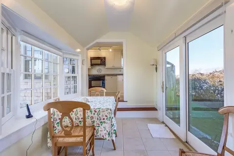 Dining - 16 Short Beach Rd, Barnstable, MA 02632 photo 2 of 3